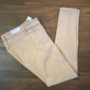 NWT! Joe’s The Charlie High Rise Skinny Ankle.